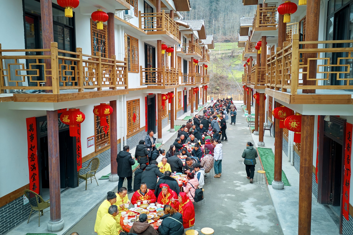 四川平武：搬新家迎新年 幸福鄉(xiāng)村展新顏