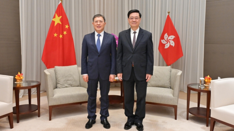 李家超與最高人民法院副院長茅仲華會面 介紹香港是國際仲裁受歡迎地點首三位之一