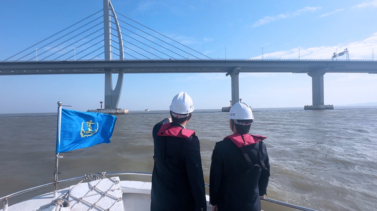 春節(jié)假期期間港珠澳大橋水域客流量達(dá)34萬(wàn)人次