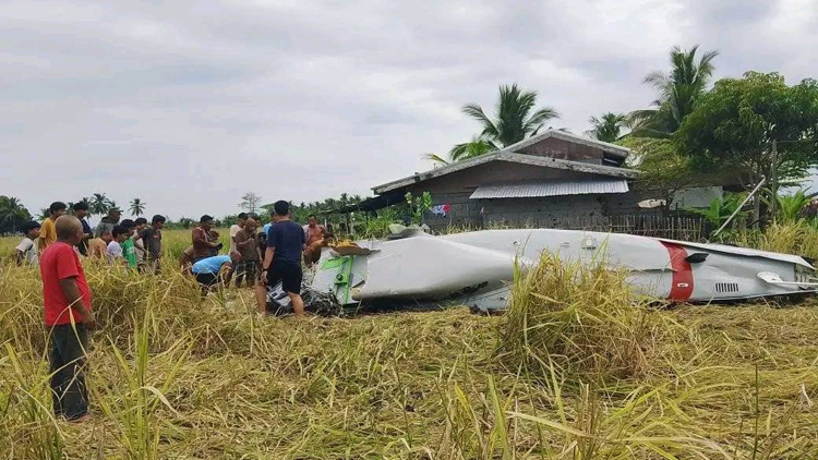 菲律賓南部一直升機(jī)墜毀 已致多人遇難