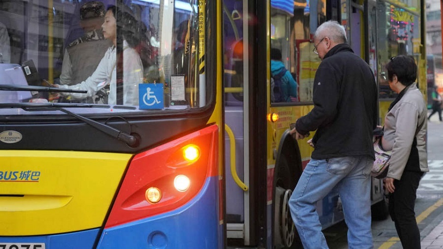 勞聯(lián)向陳茂波提出政策建議 維持現(xiàn)有受惠對象及車費(fèi)津貼水平