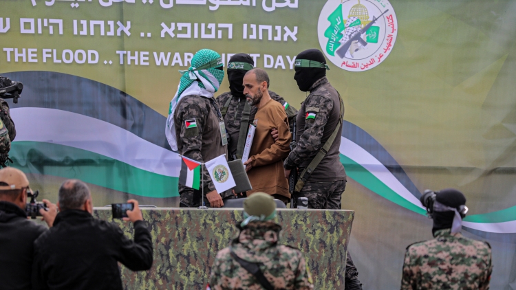 哈馬斯推遲釋放被扣押人員 加沙民眾擔(dān)憂(yōu)戰(zhàn)火重燃