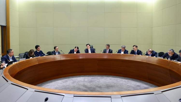 李家超向各司局長提指示：進一步改革破局 盡快執(zhí)行落實北都河套等重點項目