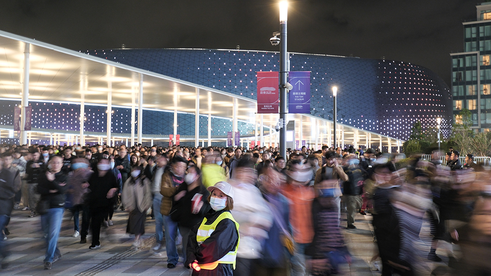 九巴指啟德體育園上落客區(qū)泊位不足 運輸署調(diào)整安排