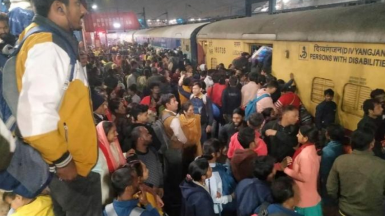 印度發(fā)生踩踏事件致至少15死15傷 莫迪：痛心！