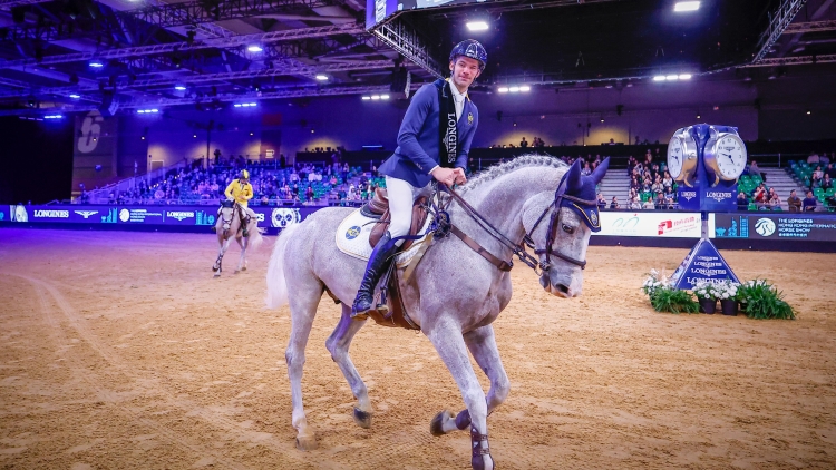 浪琴香港國際馬術(shù)盛典圓滿落幕 林立信大獎賽勇奪季軍