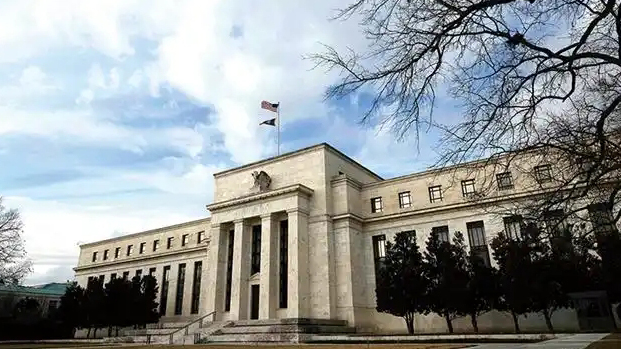 美聯(lián)儲(chǔ)警告！特朗普關(guān)稅政策或推高美國通脹