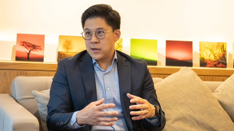 財政預(yù)算案 | 霍啟剛：相信馬會會積極轉(zhuǎn)化新博彩項目收益的正面應(yīng)用