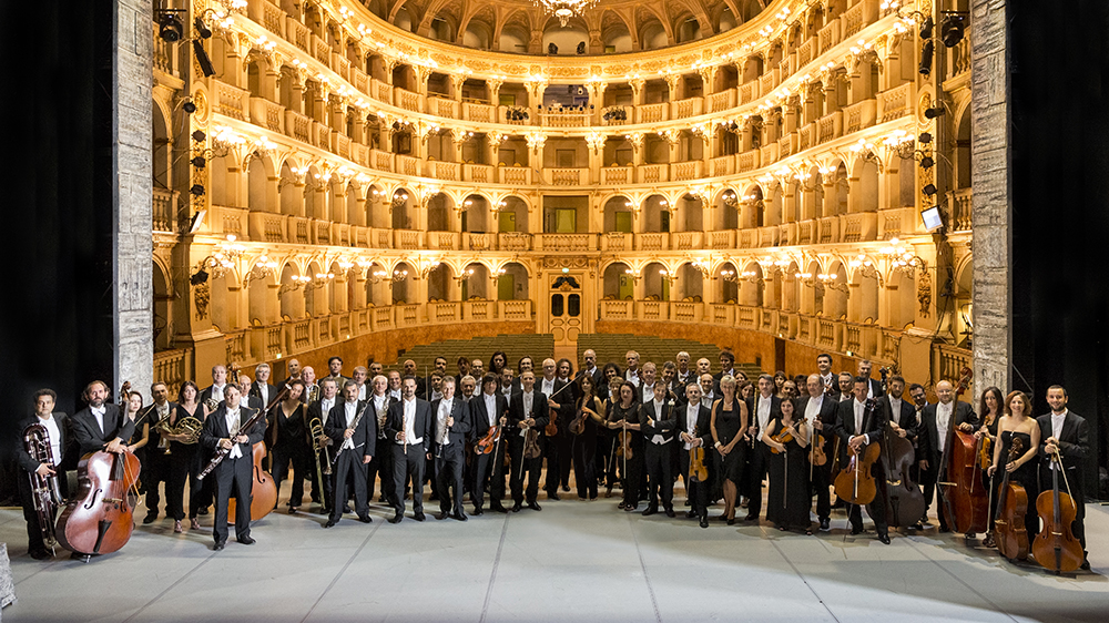 第53屆香港藝術(shù)節(jié)揭幕 逾1300位藝術(shù)家獻(xiàn)藝