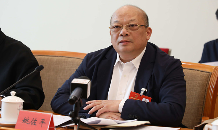 全國(guó)人大代表姚佐平：以科技創(chuàng)新推動(dòng)汽車(chē)產(chǎn)業(yè)轉(zhuǎn)型升級(jí)