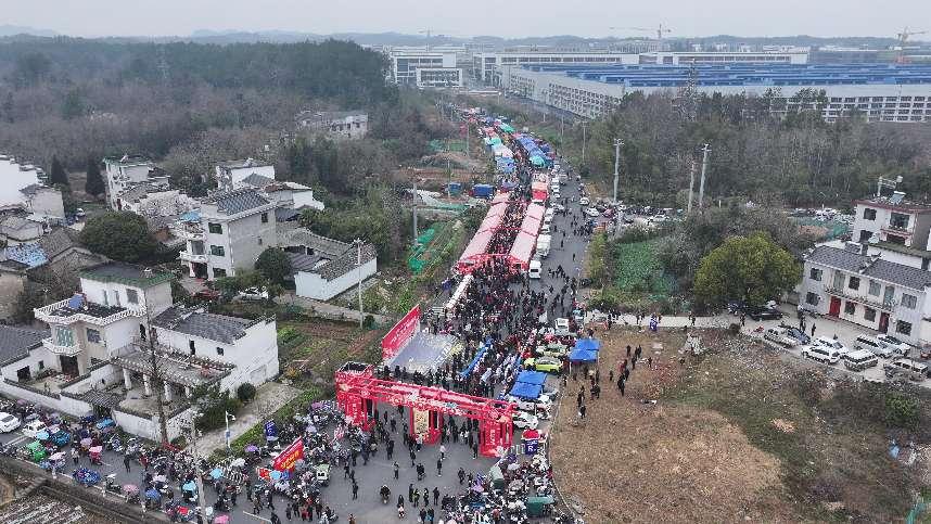 皖屯溪區(qū)：「廟」趣橫生春意濃