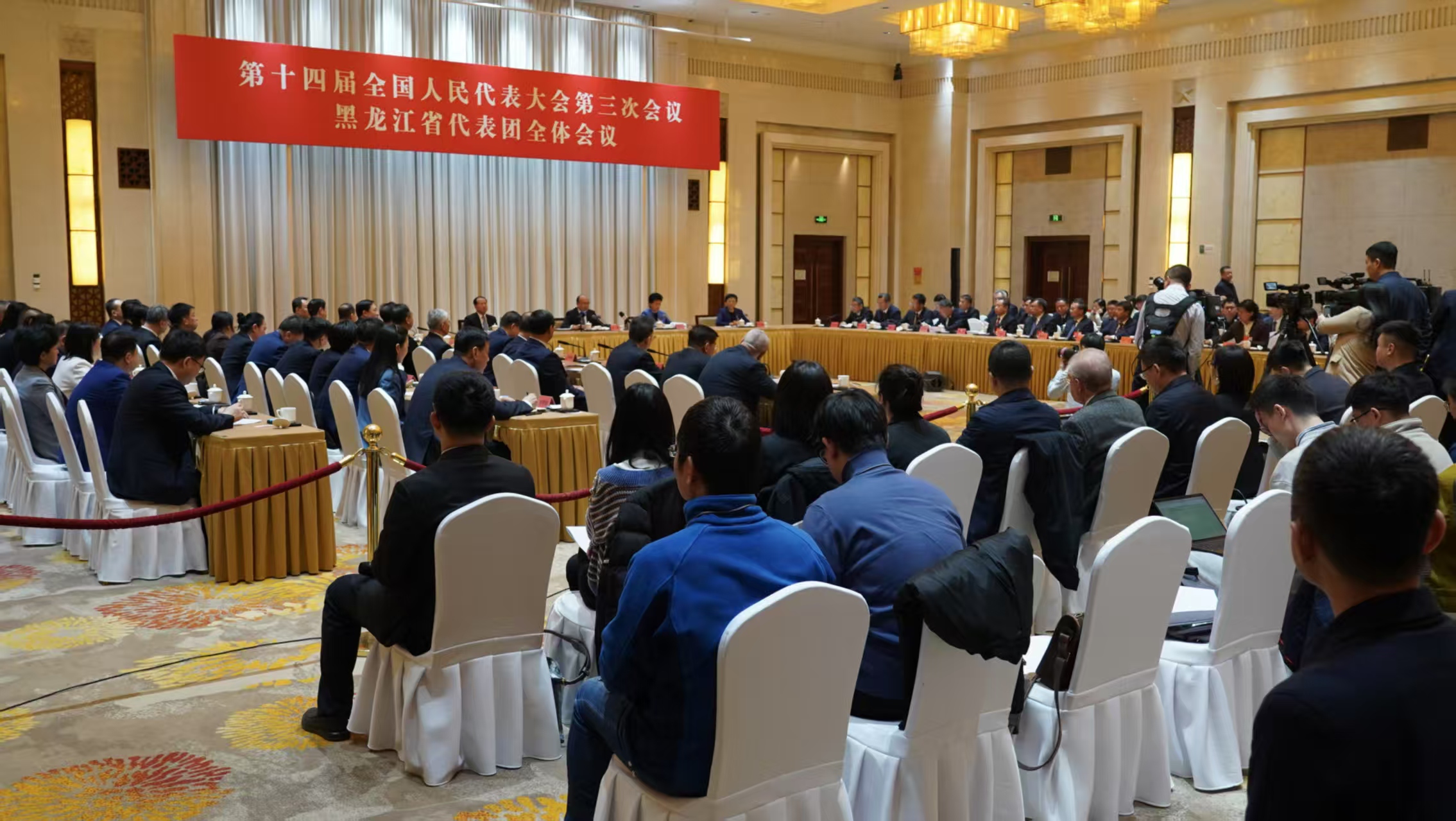 全國人大代表韓雪松：激發(fā)數(shù)字經(jīng)濟創(chuàng)新活力 賦能現(xiàn)代化產(chǎn)業(yè)體系建設