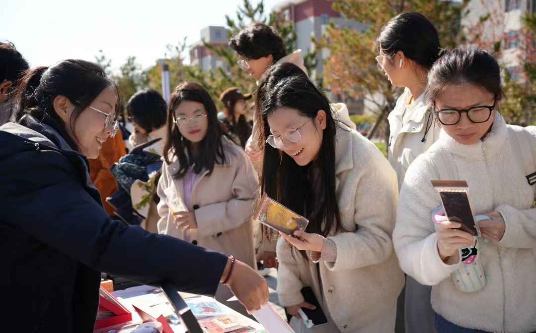 山西恆山景區(qū)文創(chuàng)產品2024年賣出近千萬元