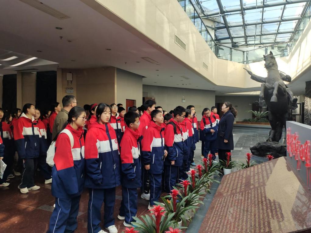 皖徽州區(qū)：紅色研學(xué)絡(luò)繹不絕