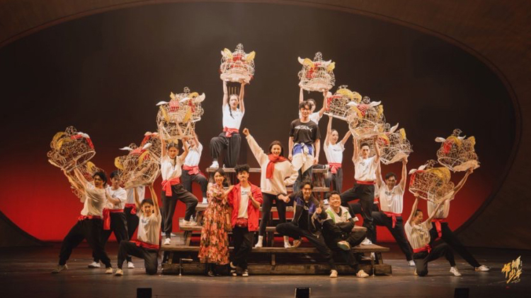 英雄花開時(shí) 大灣區(qū)音樂劇《雄獅少年》再起舞