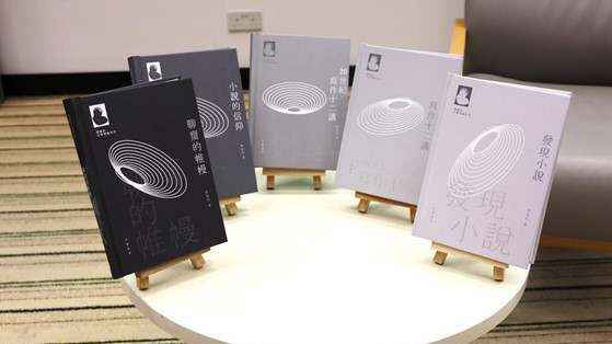 閻連科：人工智能無法取代文學(xué)情懷