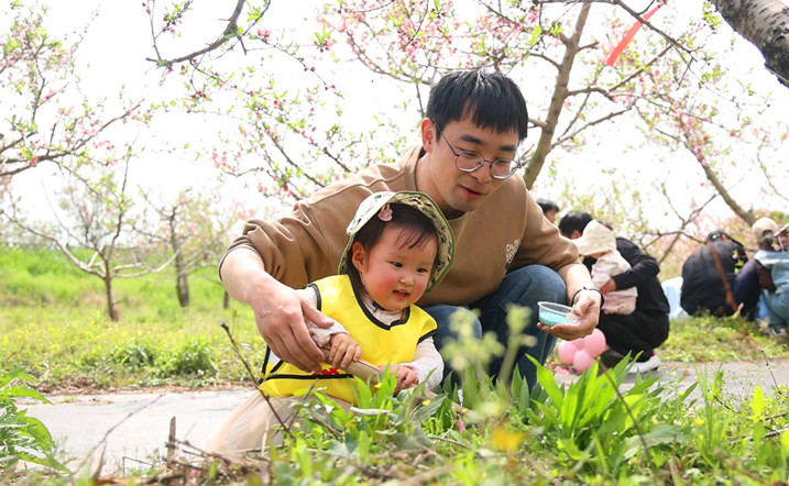 中國供銷主題園親子遊熱火 皖歙縣假日體驗繽紛異彩