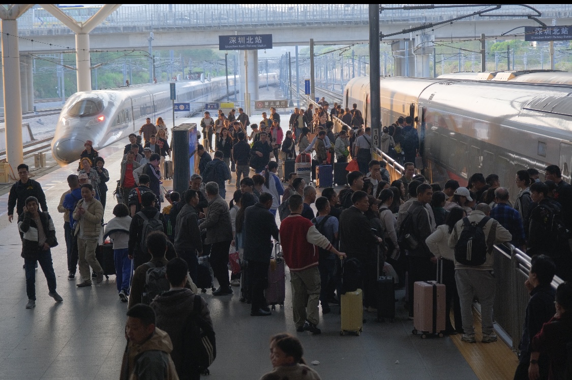 清明節(jié)深圳北站刷新客流紀(jì)錄 到發(fā)旅客超330萬人次