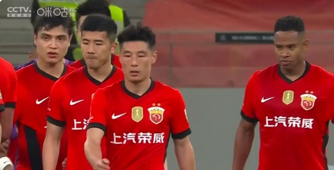 中超第8輪：北京國(guó)安大勝山東泰山 上海海港遭遇賽季首敗