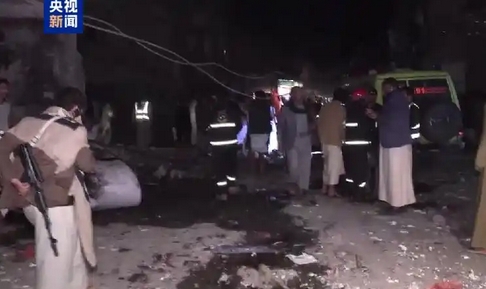 美軍空襲也門薩那一集市造成至少12人死亡 