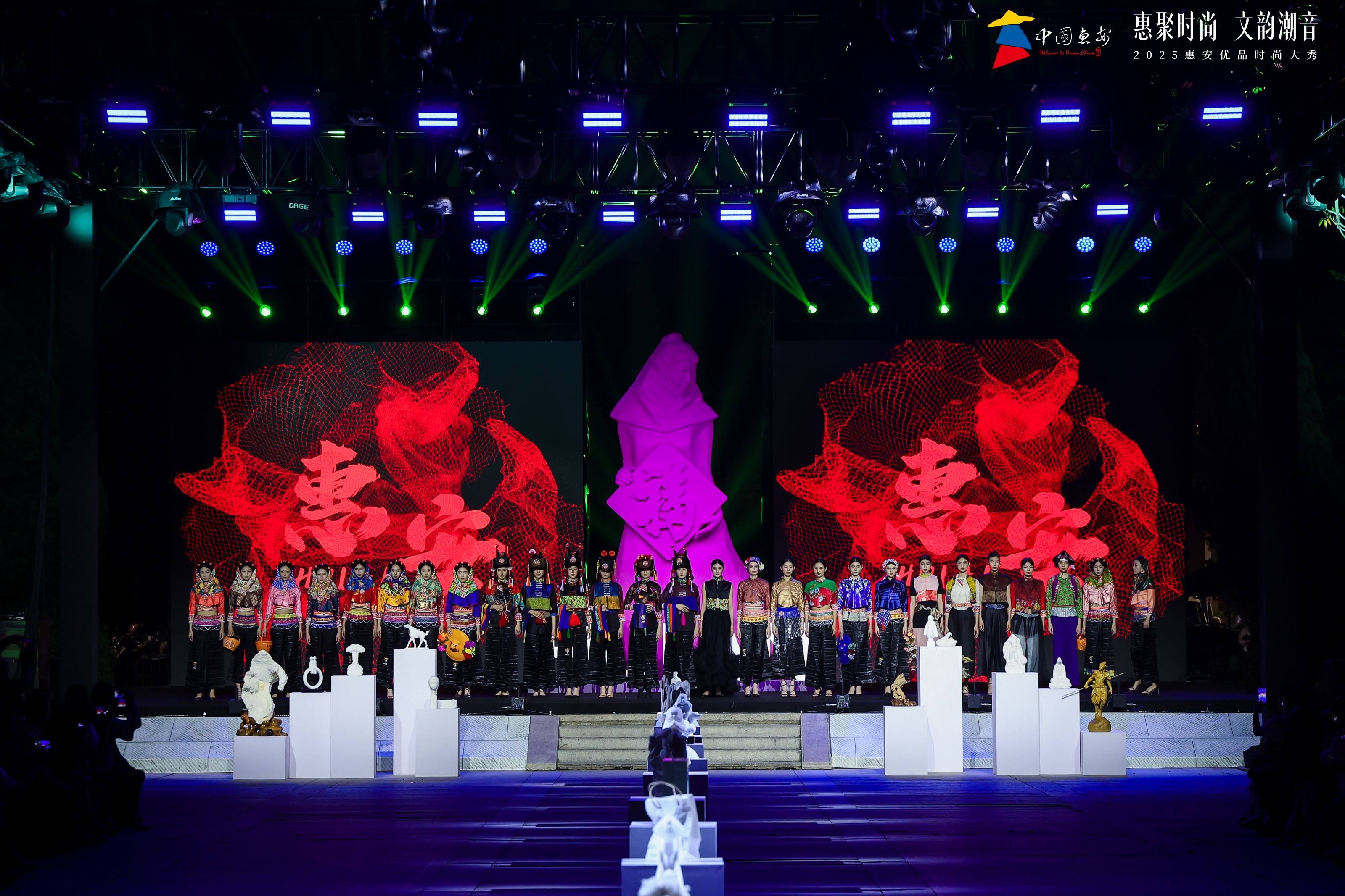 首屆中國(guó)龕文化藝術(shù)論壇在廈門(mén)舉辦