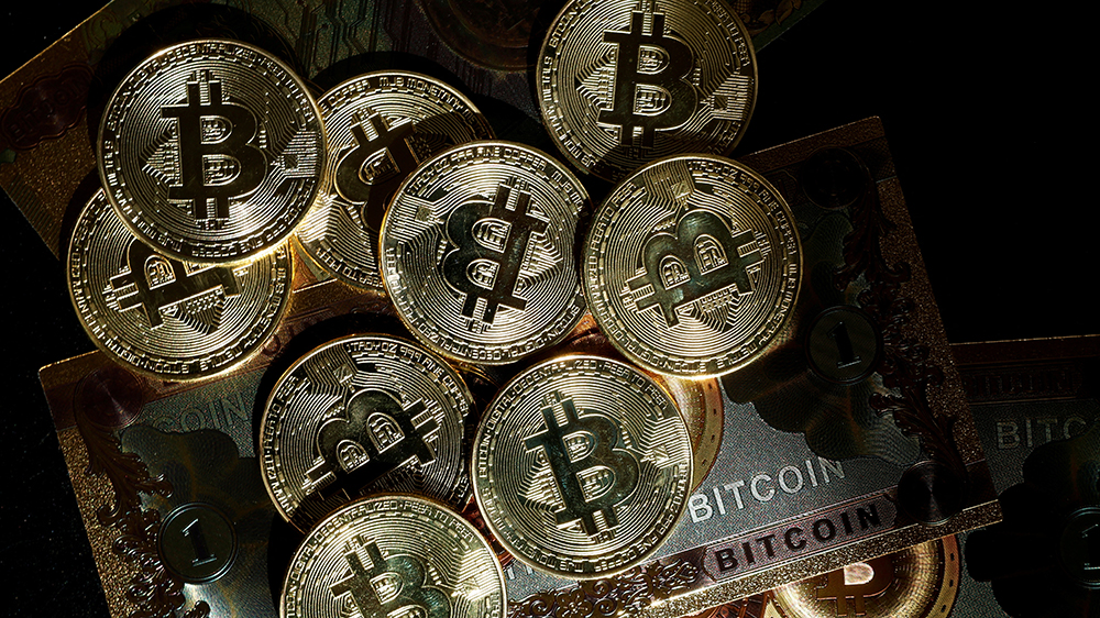 「數(shù)碼黃金」成避險(xiǎn)資產(chǎn) 比特幣價(jià)格重回94000美元 自月初低位大幅反彈23%