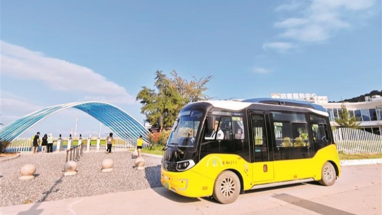 兩條西涌景區(qū)接駁專線試運(yùn)營(yíng)