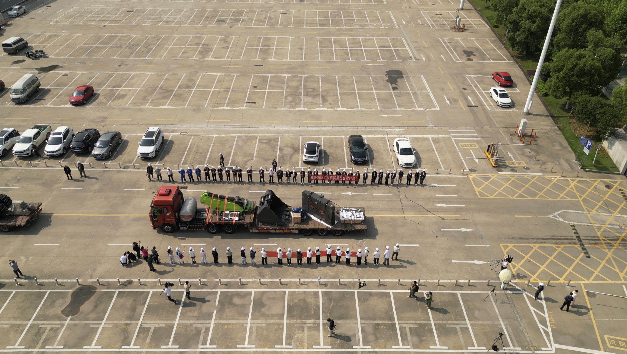 第四屆長(zhǎng)沙國(guó)際工程機(jī)械展覽會(huì)啟動(dòng)布展