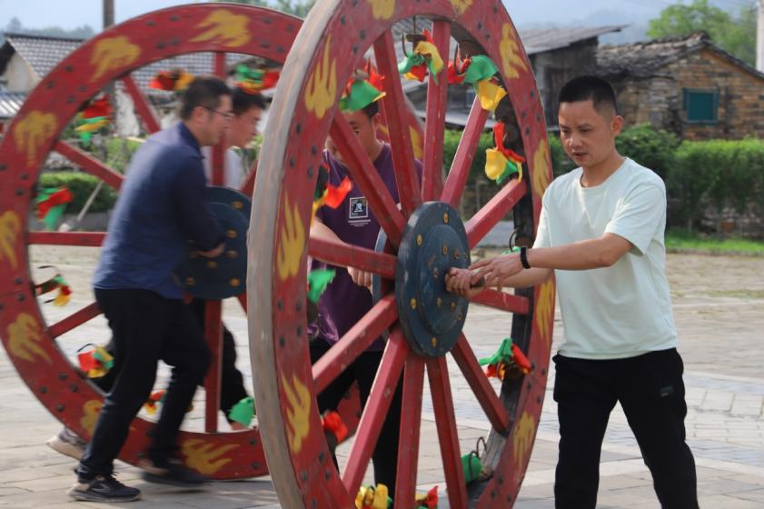 皖黃山區(qū)仙源鎮(zhèn)：青春接力非遺傳承 五四精神煥新活力