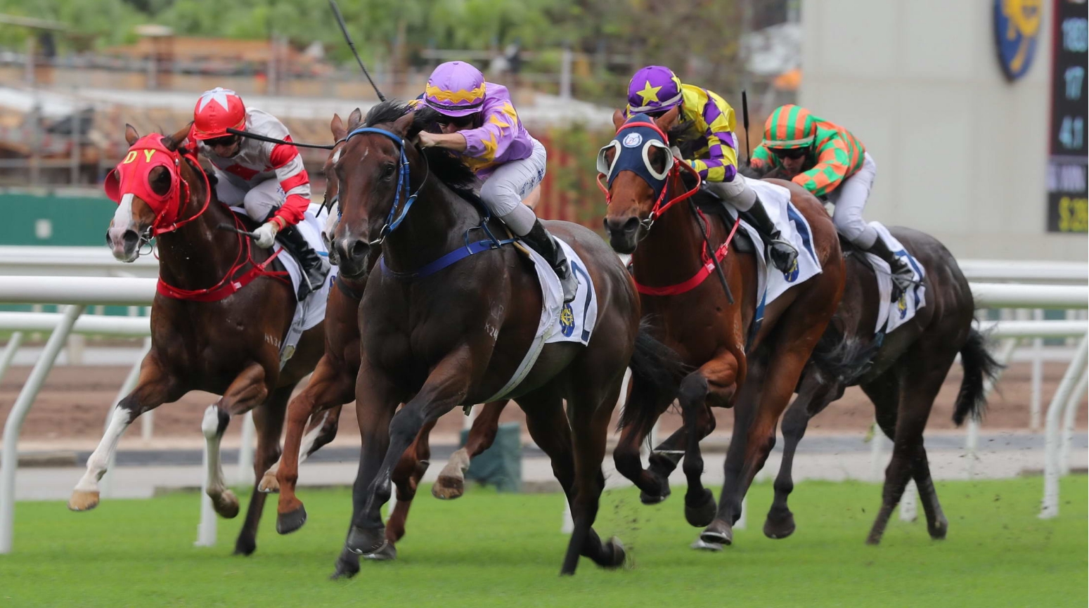 有片丨小鳥天堂勇奪香港傷健策騎協(xié)會(huì)50周年盃 丁冠豪起孖上岸
