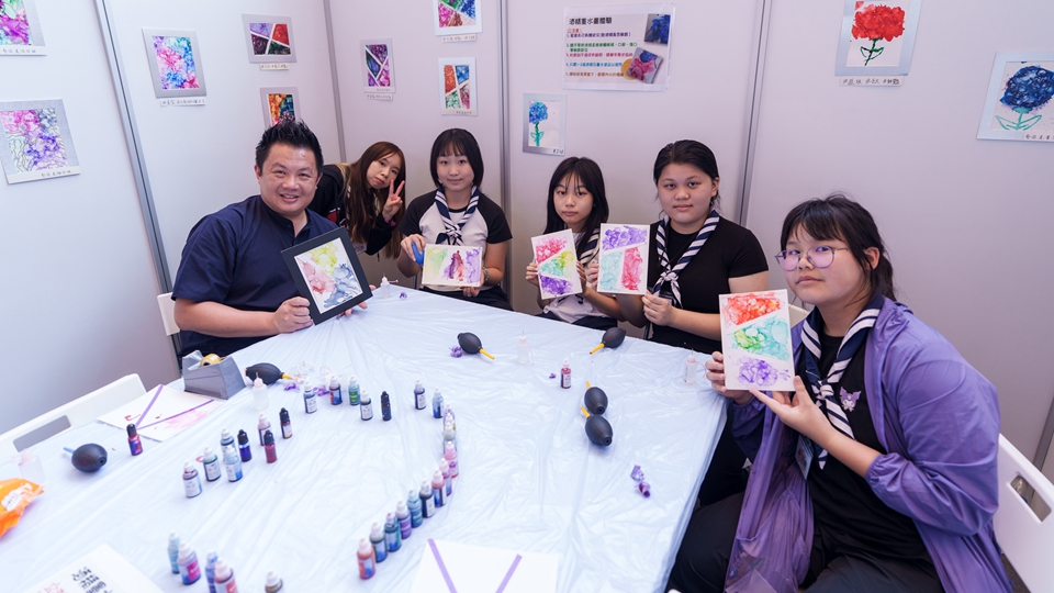 「情緒藝遊者計劃」藝術(shù)體驗童樂日 助參加者學(xué)習(xí)與情緒做朋友