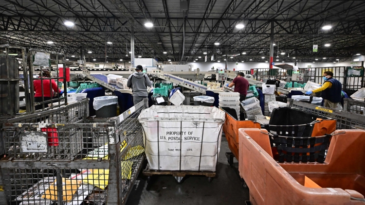 專家：美國將降低中國小額包裹「最低限度關(guān)稅」 最低至30%