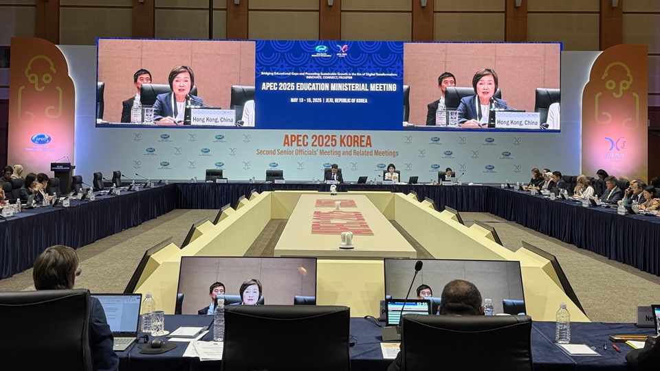 第七屆亞太經合組織教育部長會議濟州舉行 蔡若蓮與各國代表交流並介紹香港教育優(yōu)勢