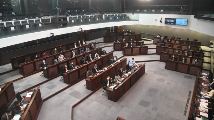 林定國：國安附屬法例符合人權(quán)及法治原則 鄧炳強：國安公署行使管轄權(quán)可能性相當(dāng)?shù)? title=