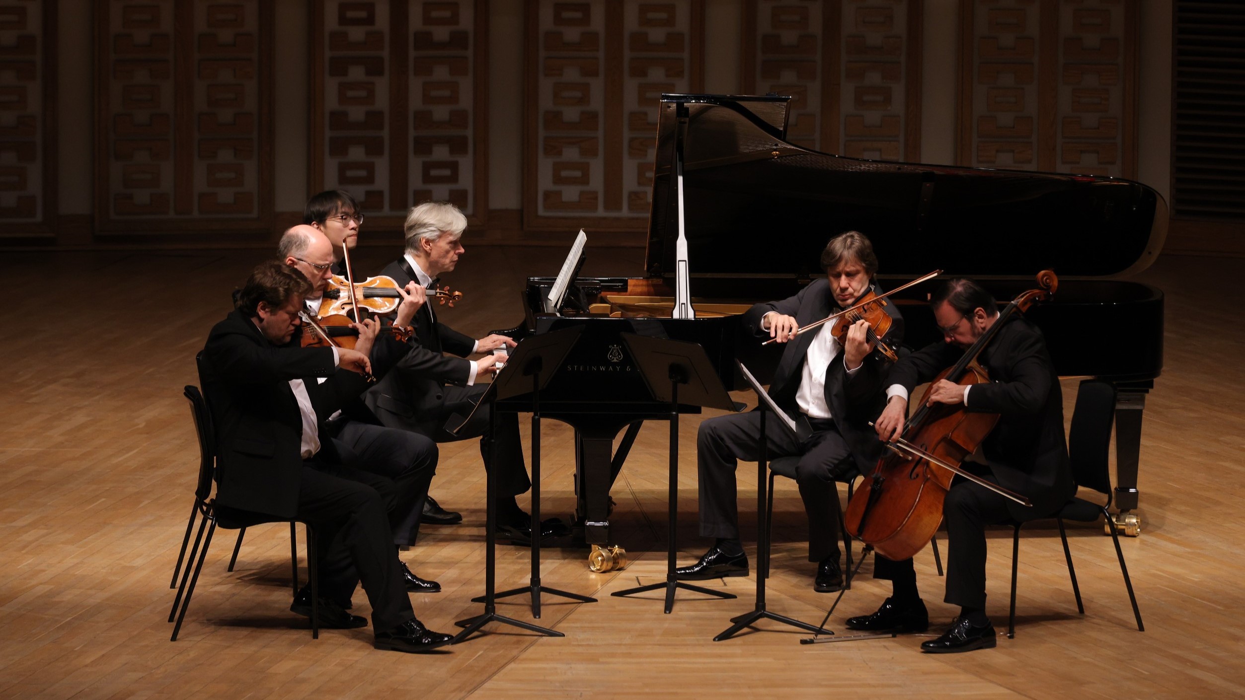 【文藝】香港弦樂團攜手鮑羅丁四重奏  呈獻貝多芬與德伏札克經(jīng)典室樂