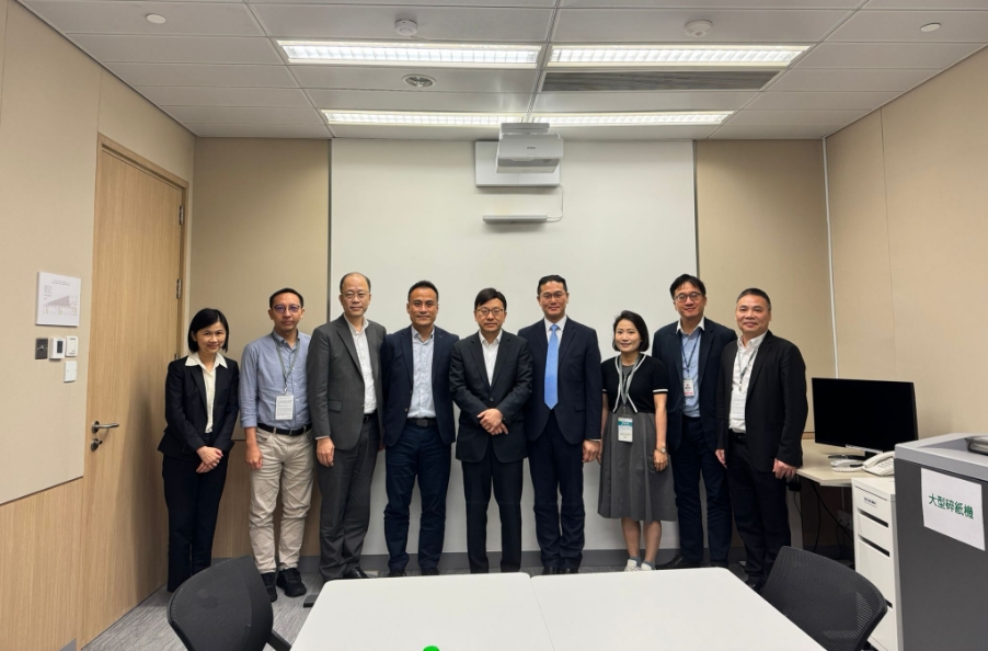 勞工界代表向?qū)O玉菡提八建議 促當(dāng)局檢討補充勞工優(yōu)化計劃