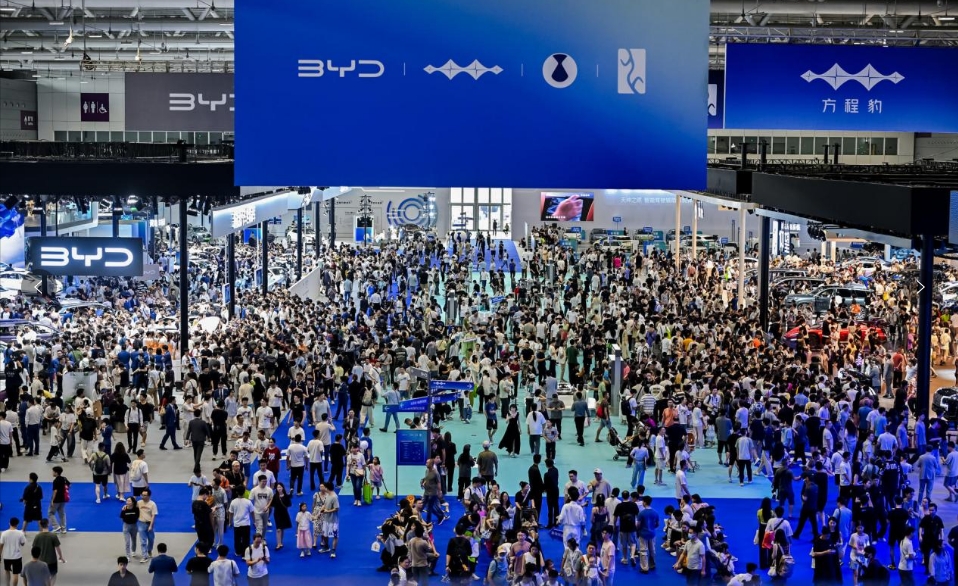 比亞迪七大亮點(diǎn)閃耀粵港澳大灣區(qū)車(chē)展，共鑒硬核科技新體驗(yàn)