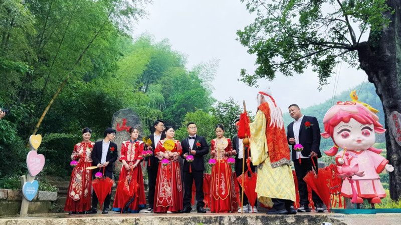 皖徽州區(qū)：推移風(fēng)易俗落地生根  激活鄉(xiāng)村善治「一池春水」