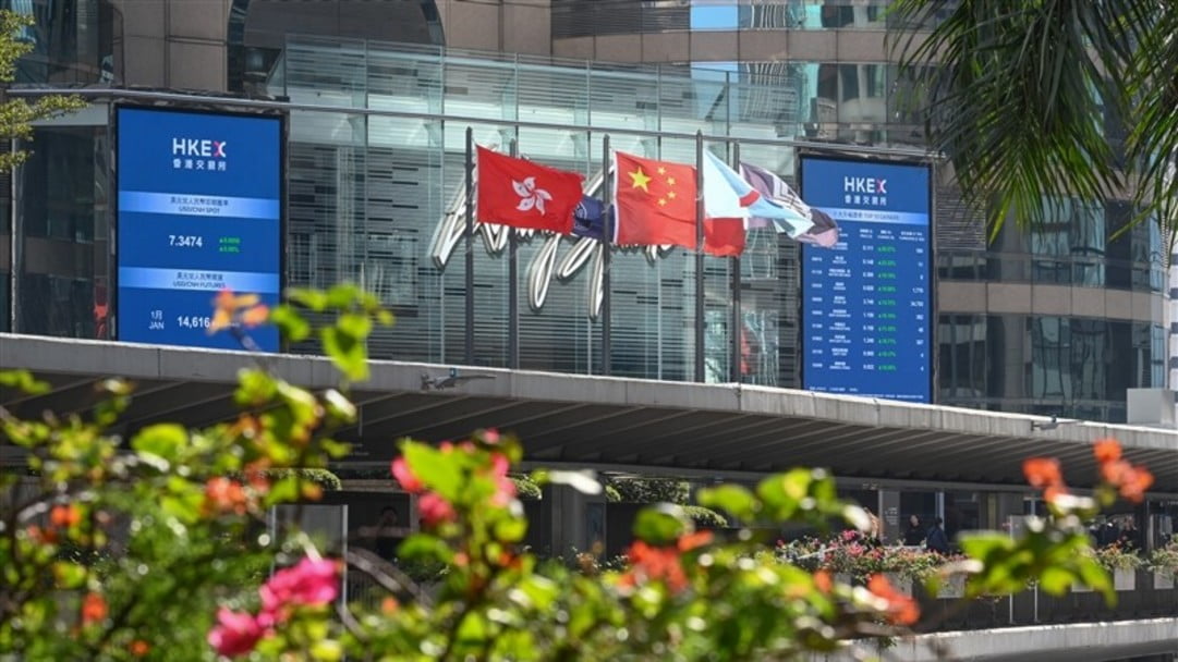 【午市焦點(diǎn)】港股半日升229點(diǎn) 內(nèi)險(xiǎn)券商股造好