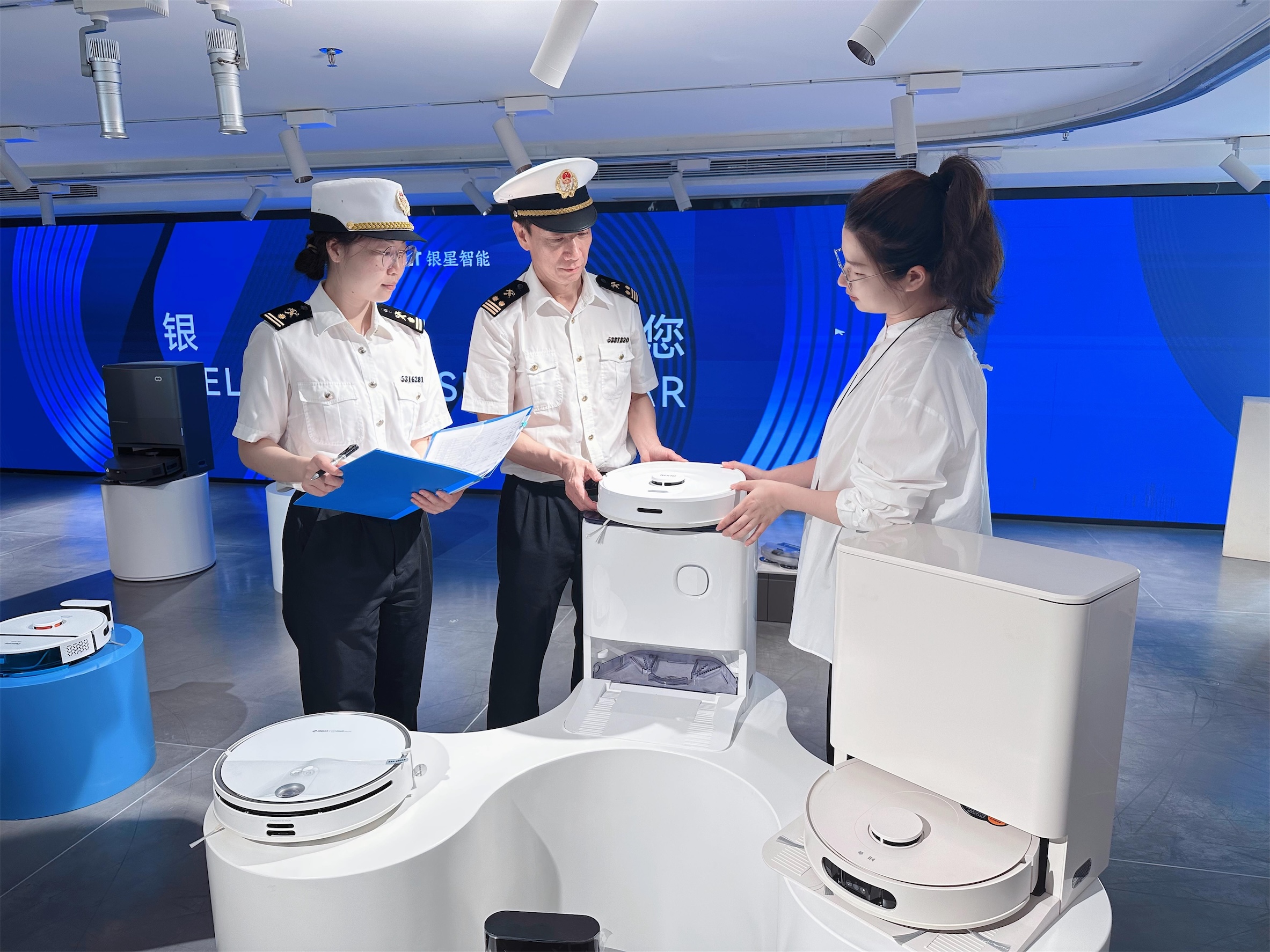 廣東前5個(gè)月外貿(mào)進(jìn)出口增長(zhǎng)4%