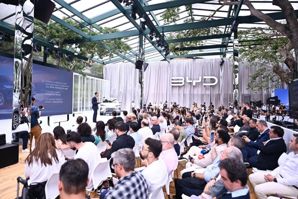 比亞迪汽車1-5月銷量斷層領先 智駕+出海雙引擎發(fā)力