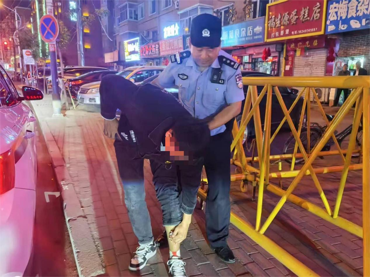 冰城公安化身群眾身邊的「守護藍(lán)」