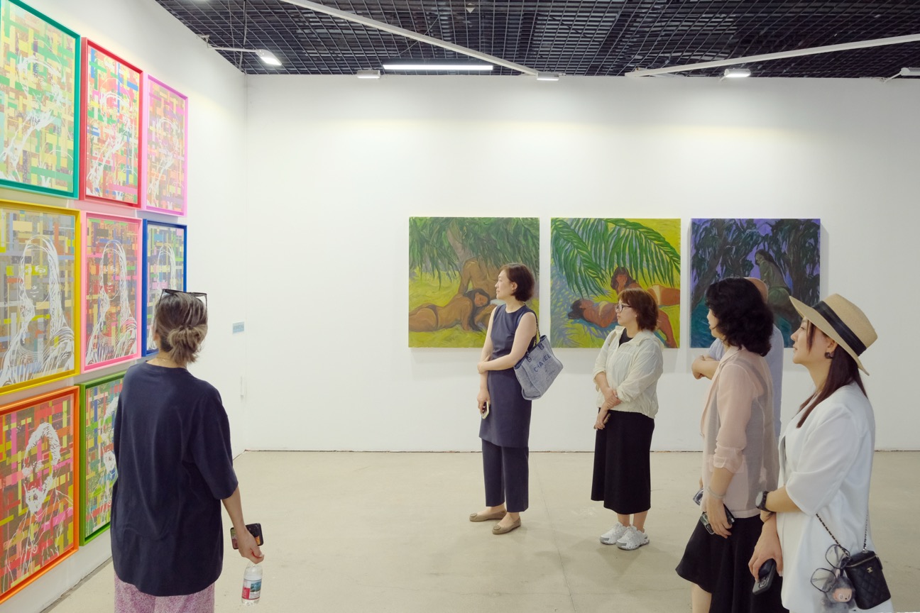 第二屆「橋連兩岸·藝術(shù)共融」（廈門）藝術(shù)展在翔安開幕，166幅佳作將展覽至8月30日