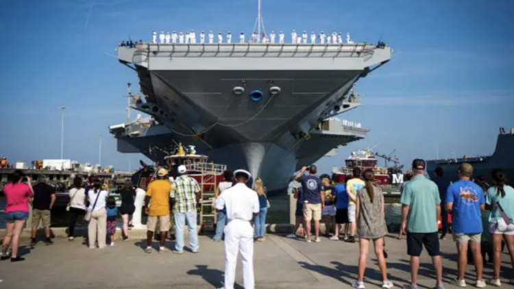 美軍將在中東地區(qū)部署第三個航母戰(zhàn)鬥群