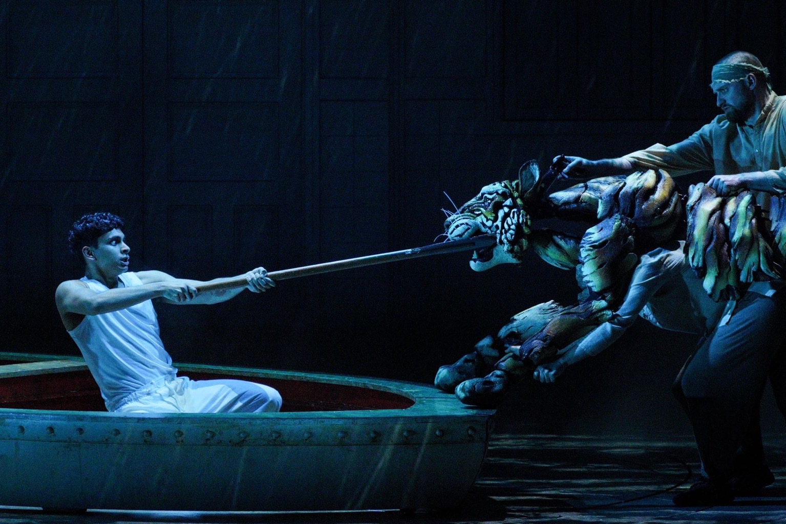 【藝術(shù)】《少年派的奇幻漂流》漂來香港  控偶x舞麒麟東西文化碰撞