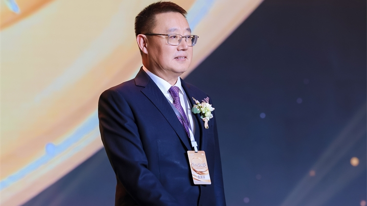 華潤啤酒董事局主席侯孝海宣布辭任 勇闖人生再添新傳奇