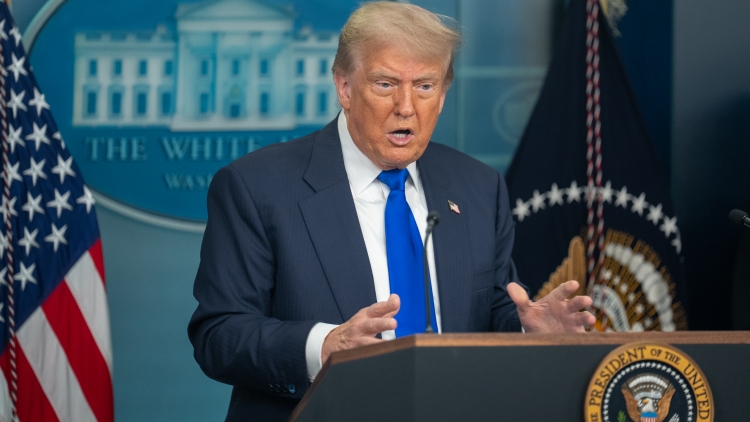 特朗普：早知當(dāng)美國總統(tǒng)危險，就不參選了