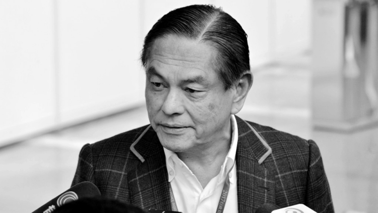 中央有關(guān)領(lǐng)導(dǎo)同志對何柱國逝世表示哀悼