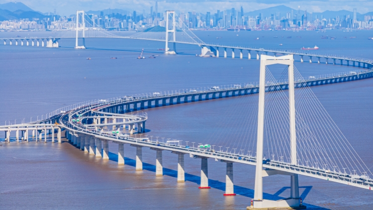 深中通道通車(chē)一周年 車(chē)流量超3155萬(wàn)次