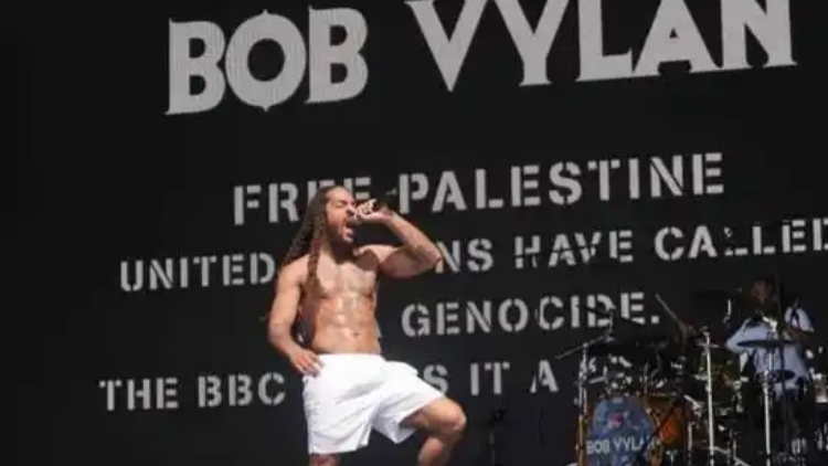 美國以「仇以」為由撤銷英國樂隊(duì)簽證